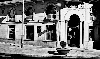 MANUEL RIAL PELUQUERÍAS SL | Peluqueria en Avilés / Asturias