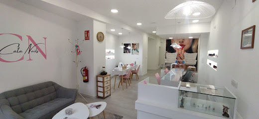 CataNails | Salón de Manicura y Uñas en Valencia / 