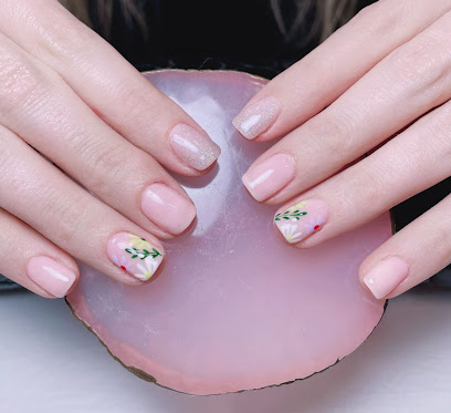 Tina Nails | Salón de Uñas y Manicura en Gijón