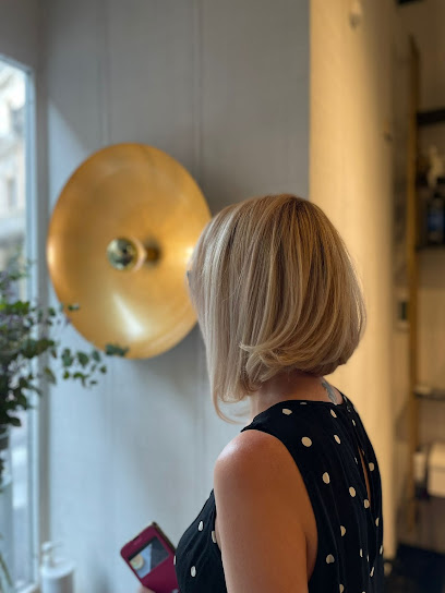 Valino Hair | Peluquería en Madrid / Madrid