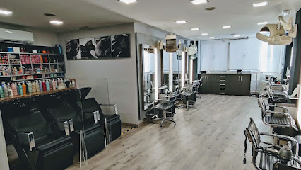 Ocaña Peluquerías | Millán de Priego, 1 | Peluqueria en Jaén / Jaén