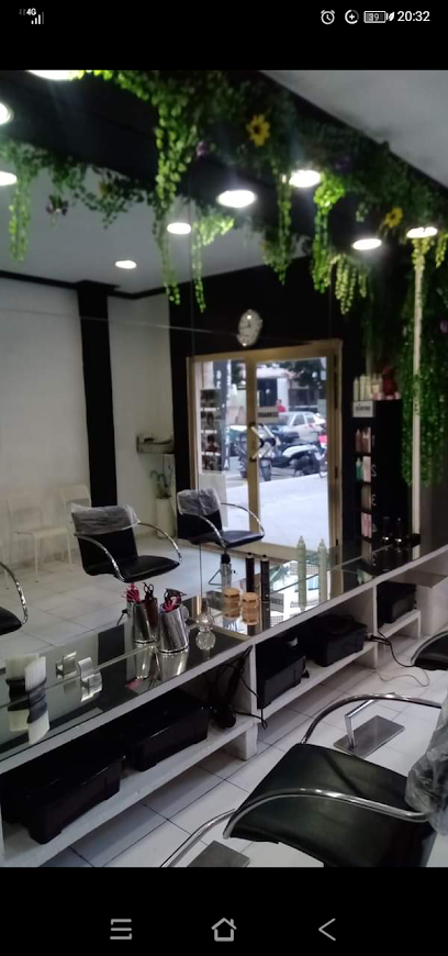 Ana Pelukeria Stilista | Peluquería en Sevilla / Sevilla