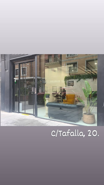 Holalash | Peluquería en Pamplona / 