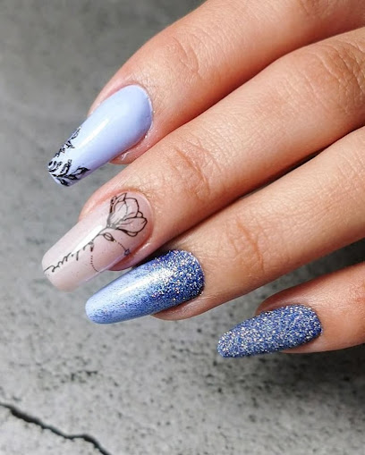 Salón Lis | Salón de Manicura y Uñas en Cullera / 
