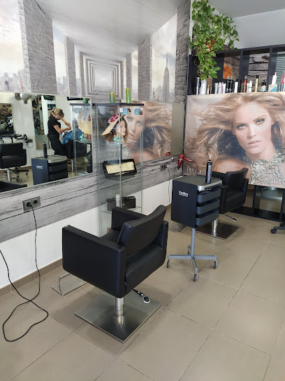 PELUQUERIA KARY | Peluquería en Huércal-Overa / Almería