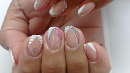 D.M. SALA de BELLEZA | Salón de Manicura y Uñas en Valencia / 
