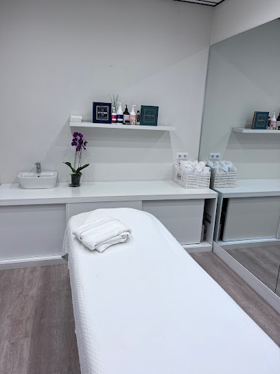 Estela Duarte | Peluquería en Madrid / 