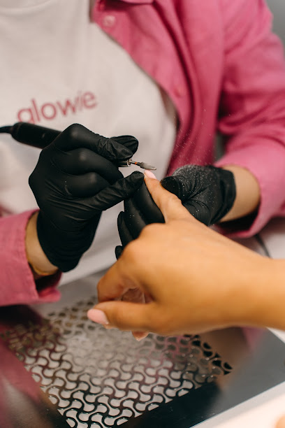 Glowie | Salón de Uñas y Manicura en Vilablareix