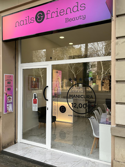 Nails & FRIENDS | Sant Gervasi | Salón de Manicura y Uñas en Barcelona / 