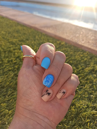 Alexandra Amelian Nails | Salón de Uñas y Manicura en Almoradi