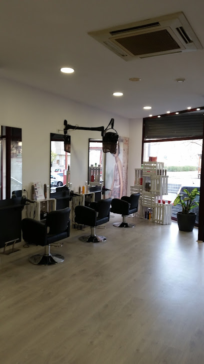 Mari Trenado Peluquería | Peluquería en Igualada / Barcelona