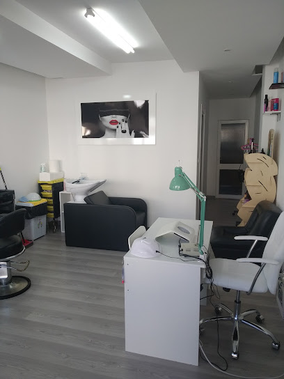 Santana Peluquería y Estética | Peluqueria en Guardo / Palencia