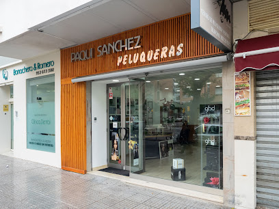 Bella’s Peluquería & Estética | Peluqueria en Málaga / Málaga