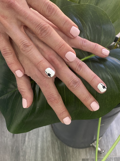 Eve | Nails & Beauty | Salón de Uñas y Manicura en Madrid