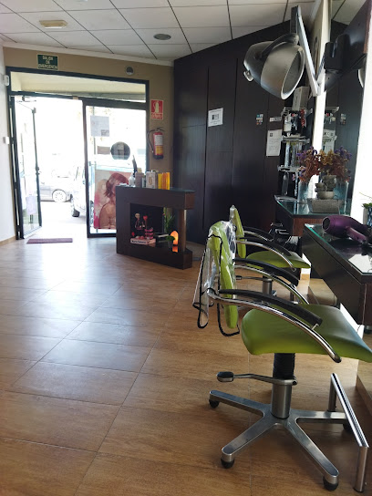 Bronze Estilistas | Peluquería en La Curva / Almería