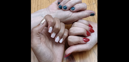 Andrea Nails | Salón de Manicura y Uñas en Baracaldo / 