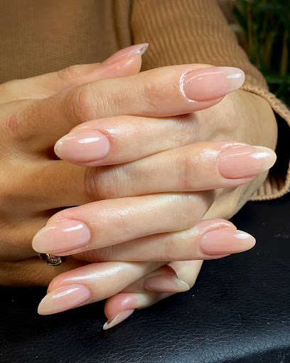 Sandra Nails | Art & Care | Salón de Manicura y Uñas en Madrid / 