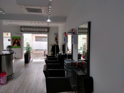 LA PELU de TATI UNISEX | Peluquería en Vall de Uxó / Castellón