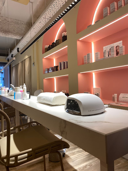 Incanto Gracia | Estética Avanzada | Peluquería en Barcelona / 