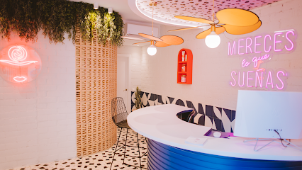Beauty Studio By La Chica de Las Cejas | Peluquería en Rubí / 