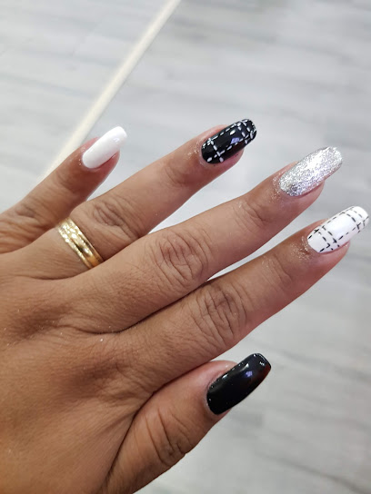 Queen nail Torrente | Peluquería en Torrent / Valencia