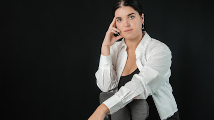 IRENE SÁNCHEZ | Salón de Manicura y Uñas en Torre-Pacheco / 