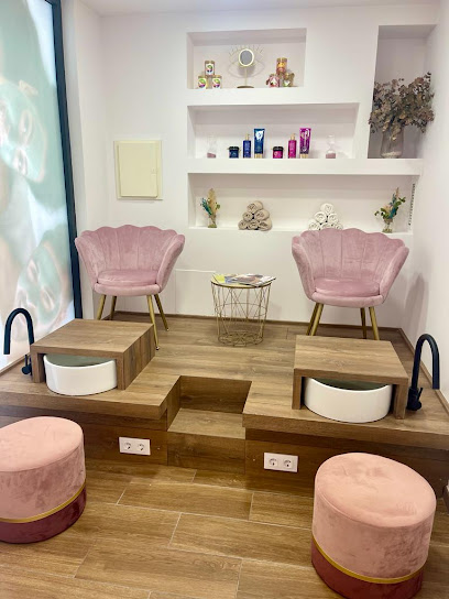 Pausthetic | Peluquería en Cardedeu / 