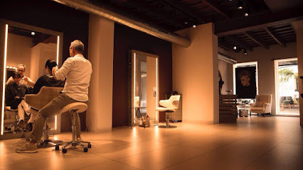 Carlos Vidal Haircarestudio | Peluqueria en Mahón / Baleares