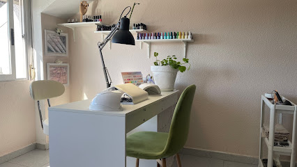Ateneastudiodc | Peluquería en Collado Villalba / 