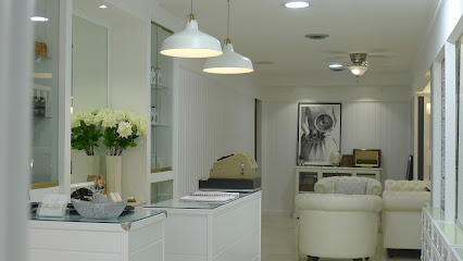 Nina Merli | Centro de Estética en Granada