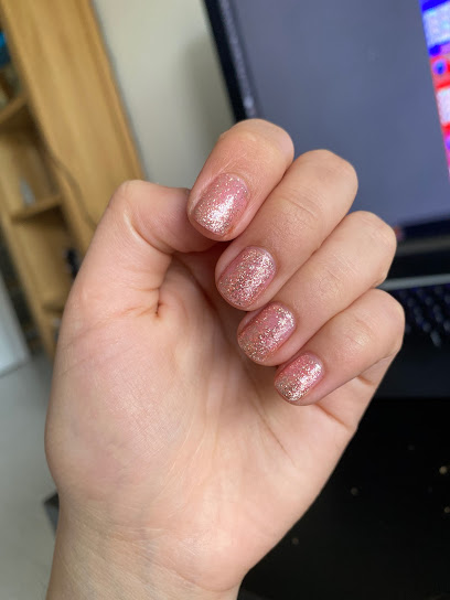 Lucky Uñas | Salón de Uñas y Manicura en Pozuelo de Alarcón