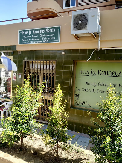 hiusjakauneusnorris | Peluquería en Fuengirola / Málaga