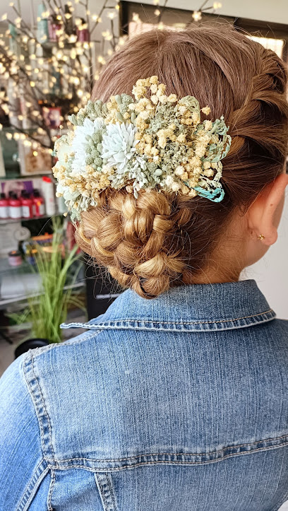 Rasgos peluquería estética. | Peluquería en Cuenca / Cuenca