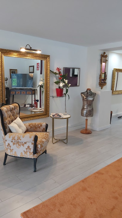 Esther Baldomir Casas | Peluqueria en Carballo / La Coruña