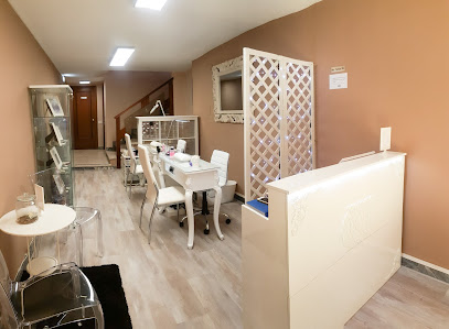 forNails by Cristina Muniz | Salón de Manicura y Uñas en Gijón / 