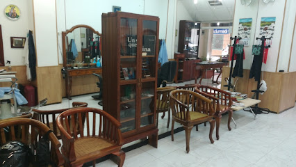 Peluqueria J. Martin | Peluquería en Almería / Almería