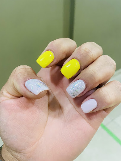 Nails & Beauty | Salón de Manicura y Uñas en Irún / 