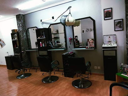 Helen Peluquería y  Estética | Peluquería en Salamanca / Salamanca