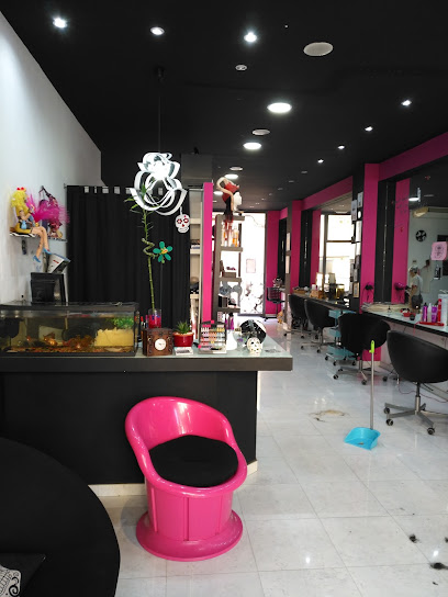La Niña y Los Peines | Peluquería en Castellón de la Plana / Castellón