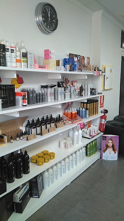 Peluqueria Neferu | Peluqueria en Beniel / Murcia