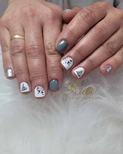 Rubi Arte En Uñas | Salón de Uñas y Manicura en Echévarri