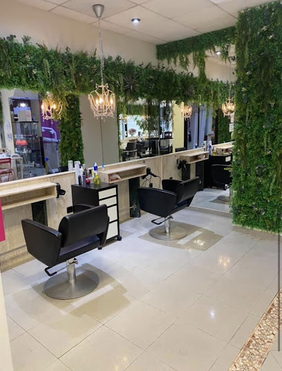 Agatha Estilistas | Peluqueria en San Martín de Valdeiglesias / Madrid