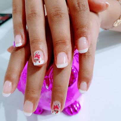 Estética LOURDES GAMEZ | Peluquería en Málaga / 