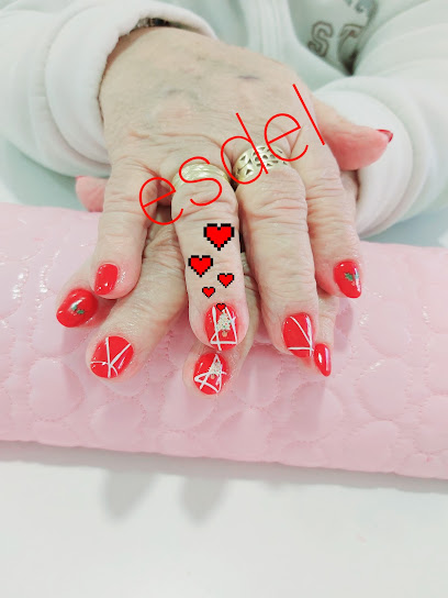 EsDel | Manicura y Pedicura | Salón de Manicura y Uñas en Alcalá de Henares / 