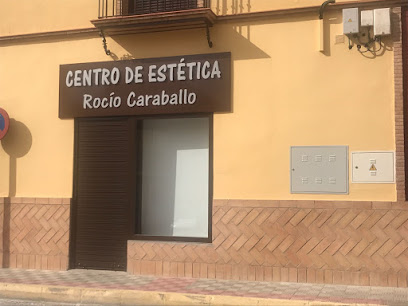Rocio Caraballo | Peluquería en Alcalá de Guadaira / 