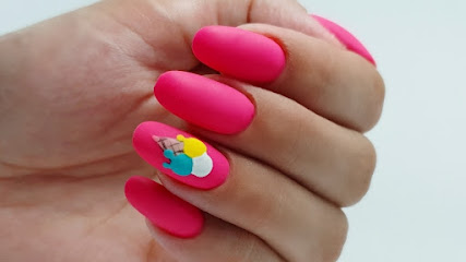 Ana Nails Academy | Salón de Manicura y Uñas en Zaragoza / 