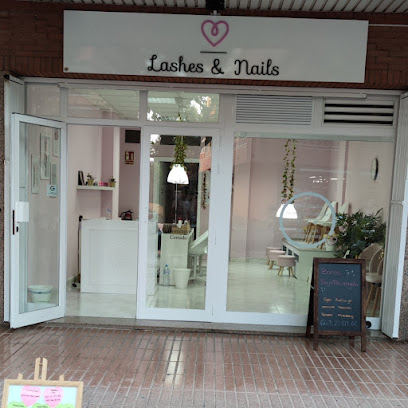 Lashes & Nails | Salón de Manicura y Uñas en Salou / 