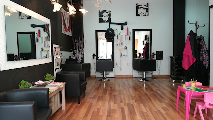 Nou Estil | Peluqueria en Borriol / Castellón