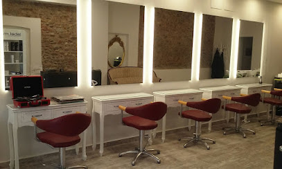 Perruqueria 4 Cantons | Peluqueria en Salt / Girona