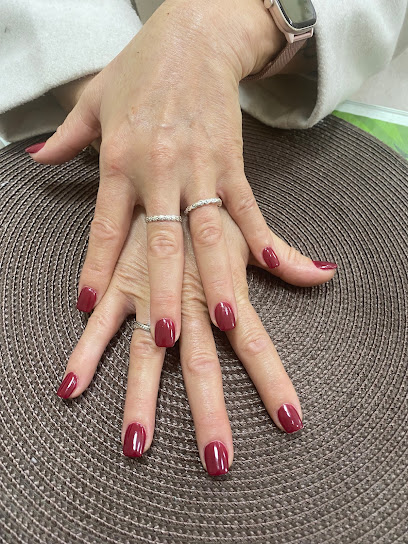 Uñas D | Salón de Uñas y Manicura en Coslada